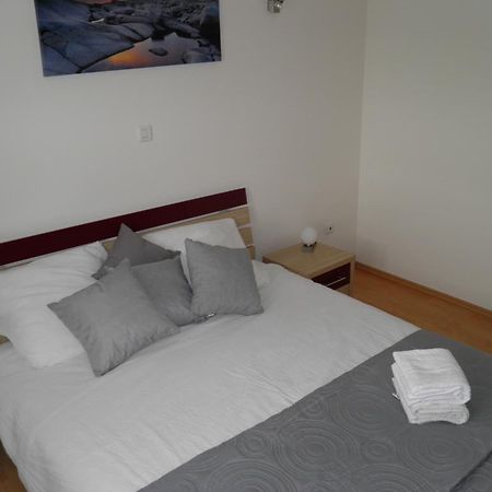 Apartmani Galeb Put Grande 25 Weißenburg Exterior foto