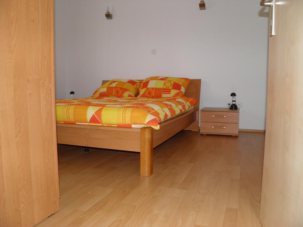 Apartmani Galeb Put Grande 25 Weißenburg Exterior foto