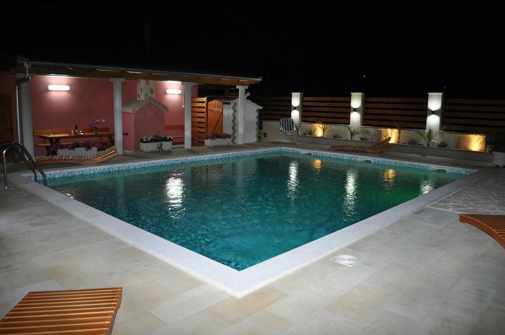 Apartmani Galeb Put Grande 25 Weißenburg Exterior foto