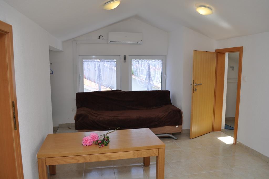 Apartmani Galeb Put Grande 25 Weißenburg Exterior foto