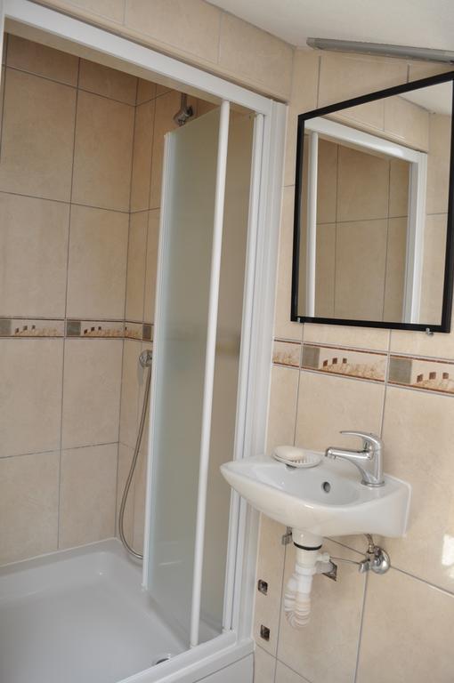 Apartmani Galeb Put Grande 25 Weißenburg Exterior foto
