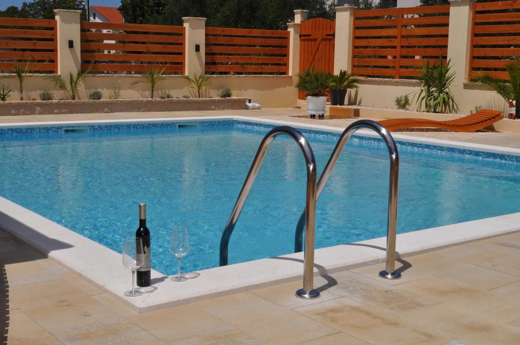 Apartmani Galeb Put Grande 25 Weißenburg Exterior foto