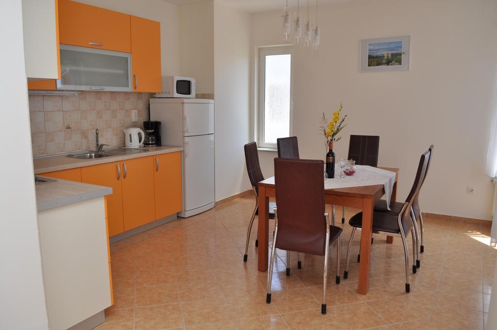 Apartmani Galeb Put Grande 25 Weißenburg Exterior foto