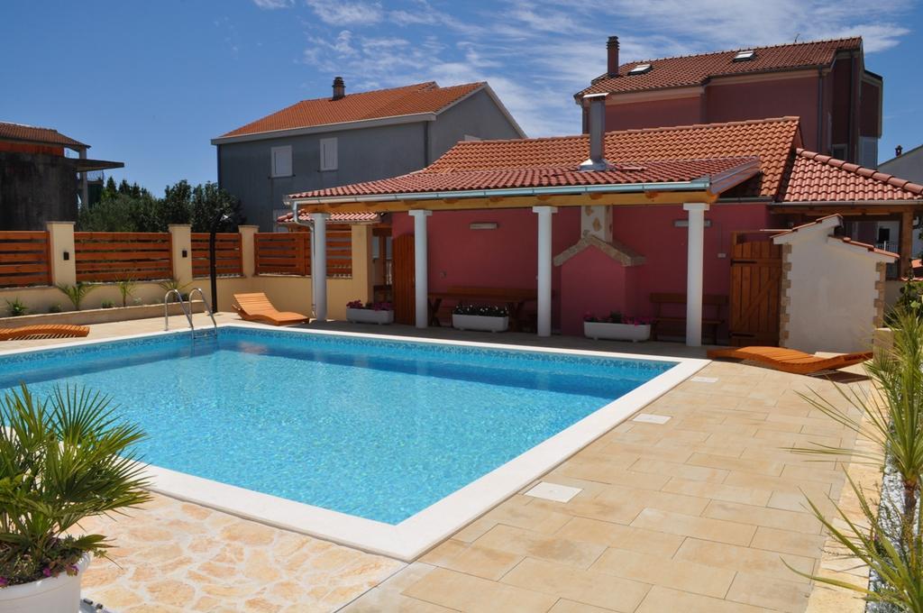 Apartmani Galeb Put Grande 25 Weißenburg Exterior foto